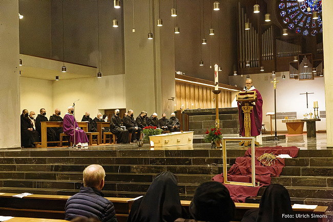 Requiem und Beisetzung P. Albert Altenähr